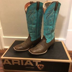 ARIAT WOMEN’S BOOTS
